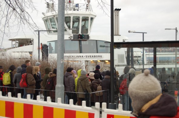 Du kan bruke kollektivbilletten din på båten fra fastlandet til Suomenlinna/Sveaborg.